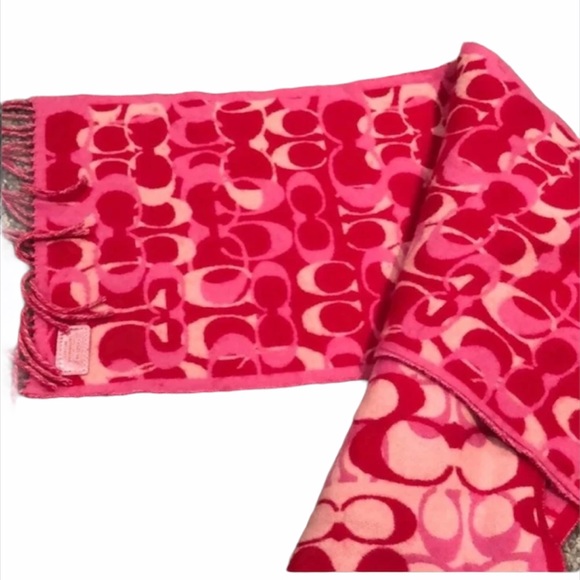 1 LEFT! EUC Signature COACH Wool Scarf, Pink - Picture 1 of 6